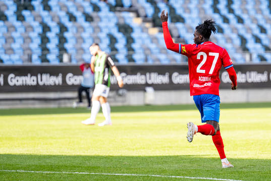 Helsingborgs Benjamin Acquah jublar