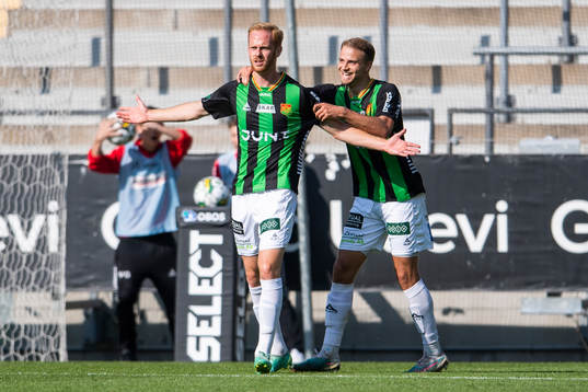 GAIS målskytt Viktor Kruger jublar