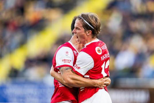 Kalmars Johan Karlsson jublar