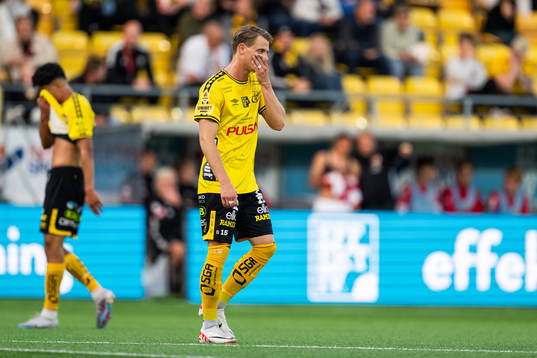 Elfsborgs Simon Hedlund deppar