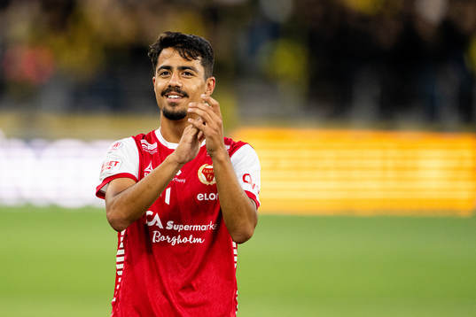 Kalmars Arash Motaraghebjafarpour jublar