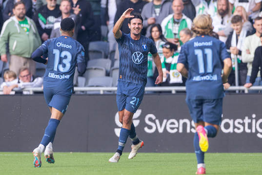 Malmö FFs Stefano Vecchia jublar