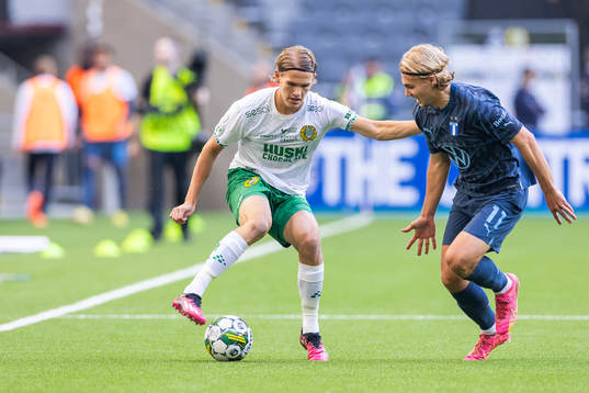 Hammarbys Markus Karlsson och Malmö FFs Sebastian Nanasi