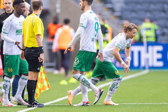 Hammarbys August Mikkelsen byts in