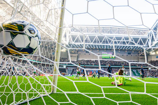 Hammarbys Viktor Djukanovic gör 1-3 bakom Malmö FFs