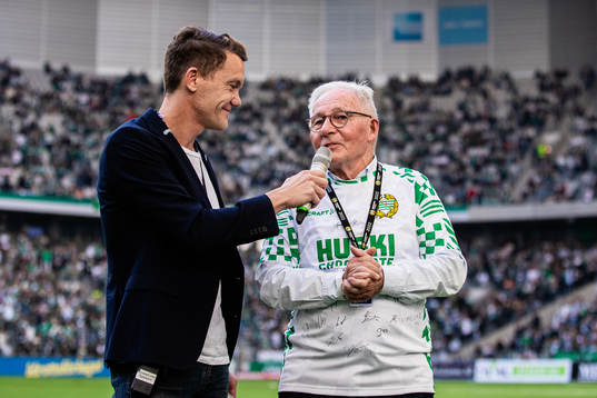 Hammarbys legendar Kenta Olsson hyllas