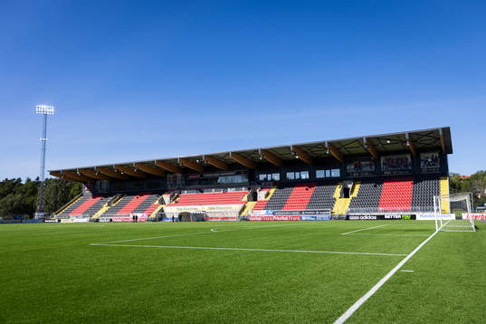 Generell vy på Grimsta IP innan fotbollsmatchen i