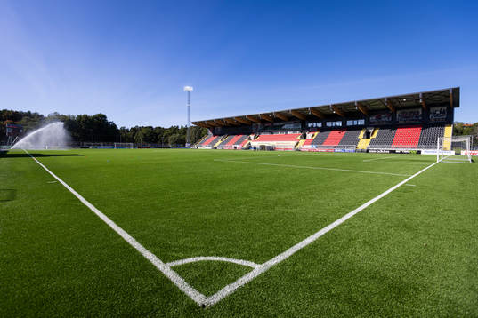 Generell vy på Grimsta IP innan fotbollsmatchen i