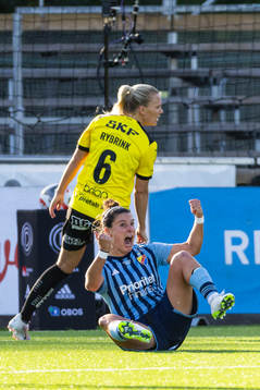 Djurgårdens Hayley Dowd jublar