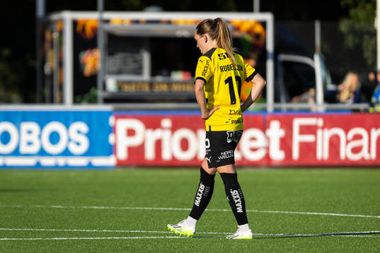 Häckens Elin Rubensson deppar