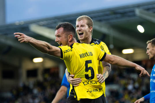 Häckens Even Hovland jublar