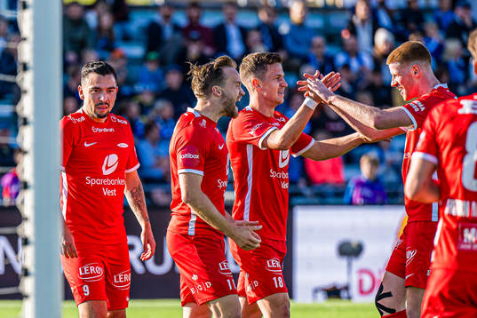 Bård Finne of Brann celebrates
