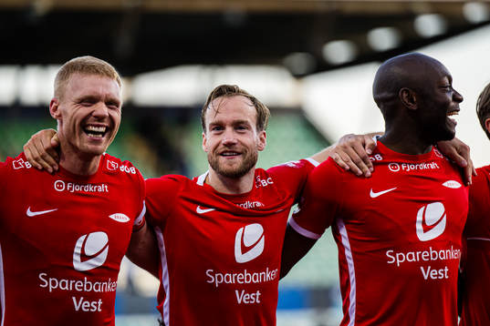 Sivert Heltne Nilsen, Bård Finne and Monga Simba of Brann