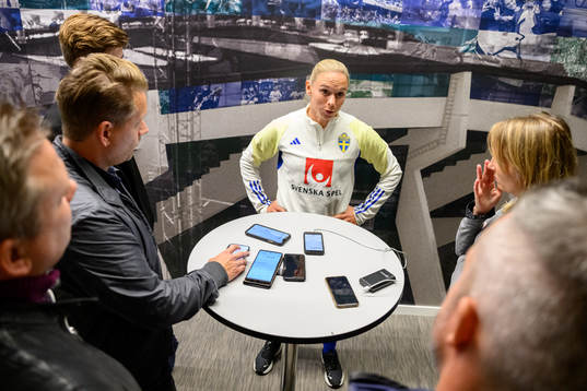 Jonna Andersson is being interviewed