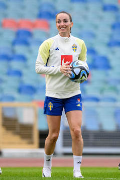 Kosovare Asllani