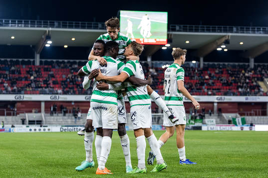 Västerås SKs spelare jublar