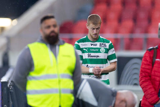 Västerås SKs Daniel Ask deppar
