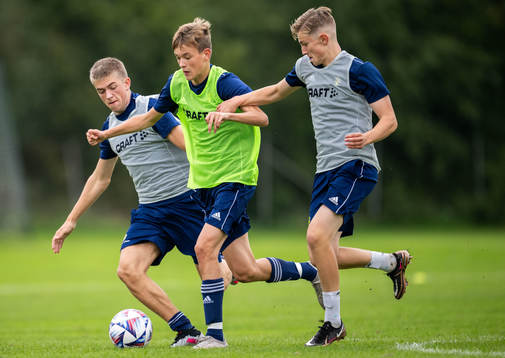 Musse Bäck Engström, Olle Lindberg och Kevin Karlsson vid