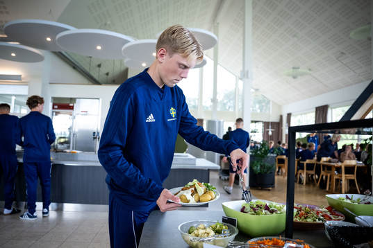 Spelare äter lunch