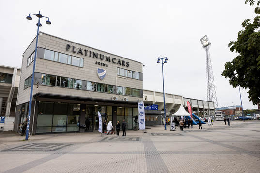 Platinum Cars Arena