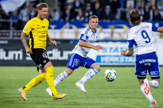 Mjällbys David Löfquist och IFK Norrköpings Marco Lund