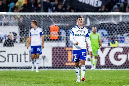 IFK Norrköpings Carl Björk deppar