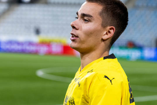 Mjällbys Leo Walta jublar