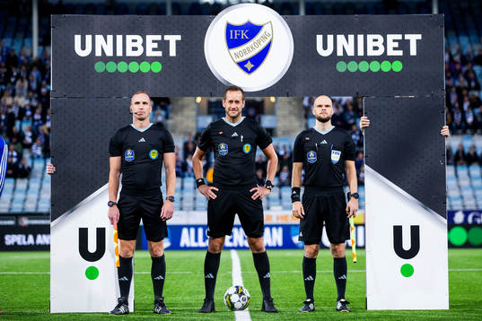 Domare Daniel Yng, Victor Wolf och Pär Leek