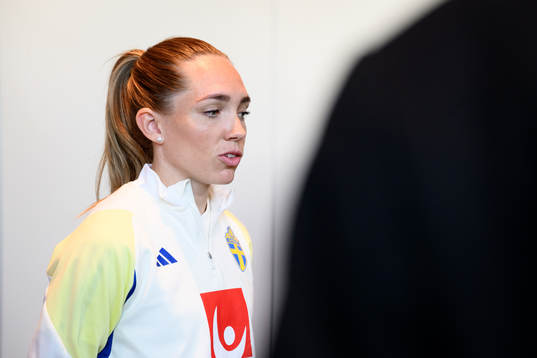 Elin Rubensson is being interviewed