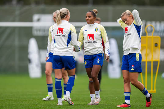 Josefine Rybrink, Madelen Janogy and Hanna Bennison