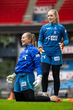 Goalkeeper Aurora Mikalsen and goalkeeper Guro Pettersen of