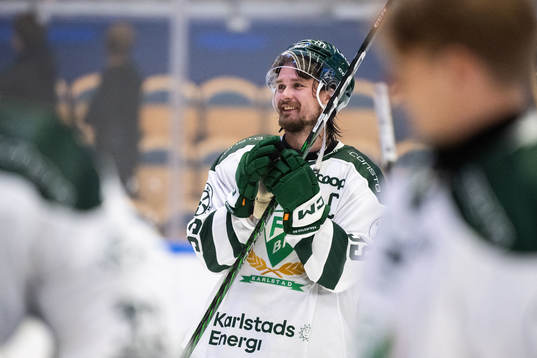 Färjestads Linus Johansson jublar
