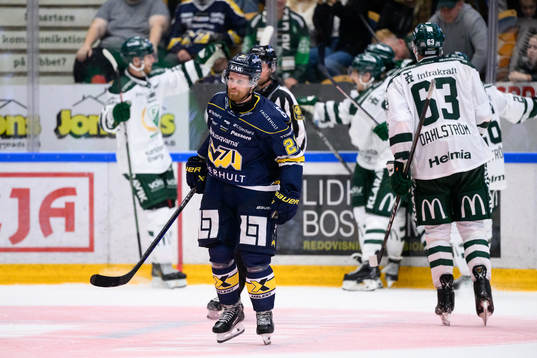 HV71s Mattias Tedenby deppar