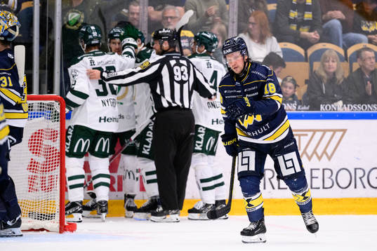 HV71s Kalle Maalahti deppar