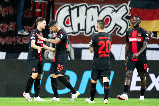Jonas Hofmann of Bayer Leverkusen  celebrates