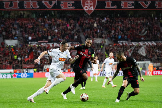 Amor Layouni of Häcken and Jonathan Tah and Alejandro