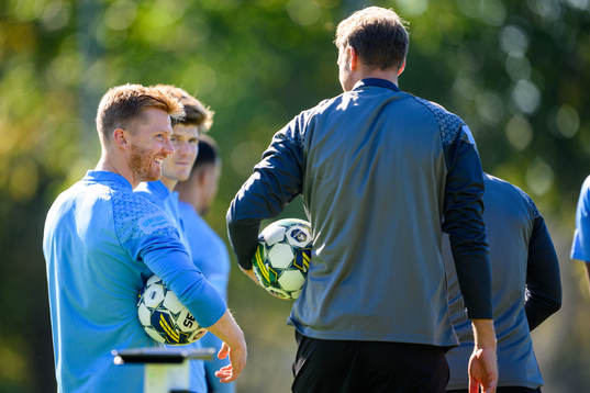 Malmö FFs Anders Christiansen och assisterande tränare