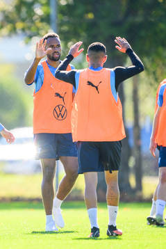 Malmö FFs Isaac Kiese Thelin och Sergio Pena