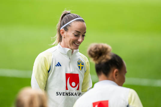 Kosovare Asllani