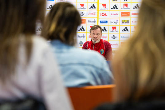 Head coach Peter Gerhardsson