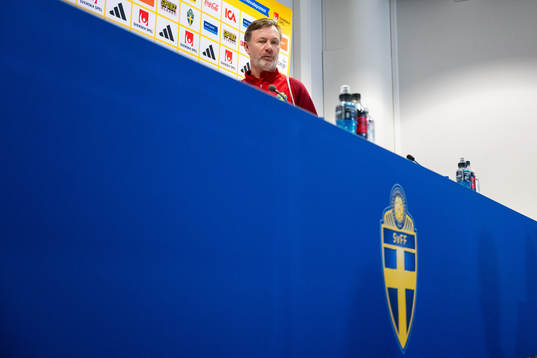 Head coach Peter Gerhardsson