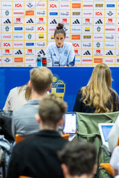 Head coach Montse Tomé of the Spanish Women's national