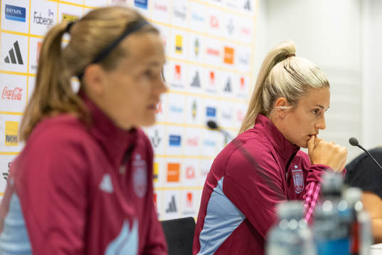 Irene Paredes and Alexia Putellas of the Spanish Women's