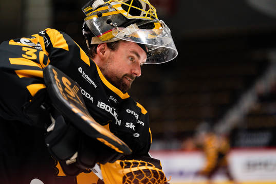 Skellefteås målvakt Gustaf Lindvall