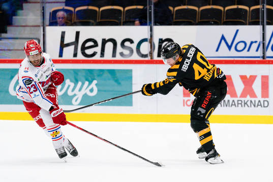 Timrås Jeremy Boyce-Rotevall och Skellefteås Anton