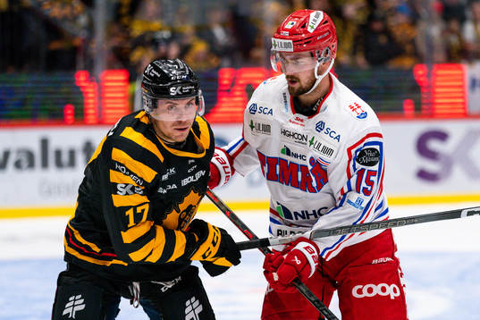 Skellefteås Pär Lindholm och Timrås Panu Mieho