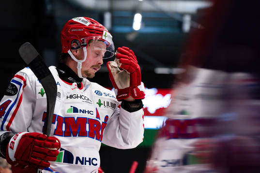 Timrås Jonathan Dahlén