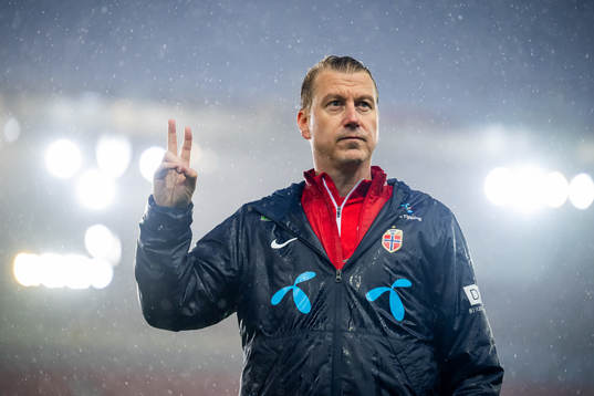 Bläddra bland fler bilder av Football, Nations League, Norway, training