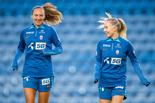 Marit Bratberg Lund and Thea Bjelde of the Norwegian