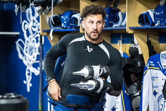 Leksands Marek Hrivik innan ishockeymatchen i SHL mellan